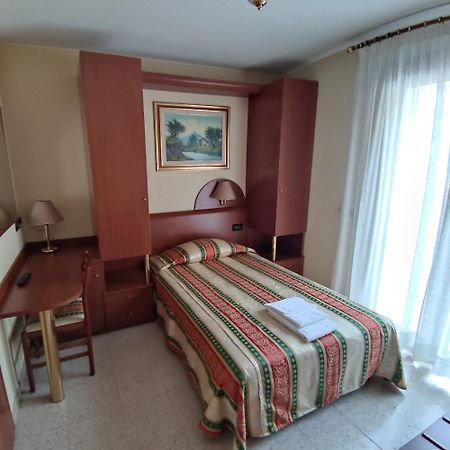 Ponte Nuovo Bed & Breakfast Altissimo Ngoại thất bức ảnh