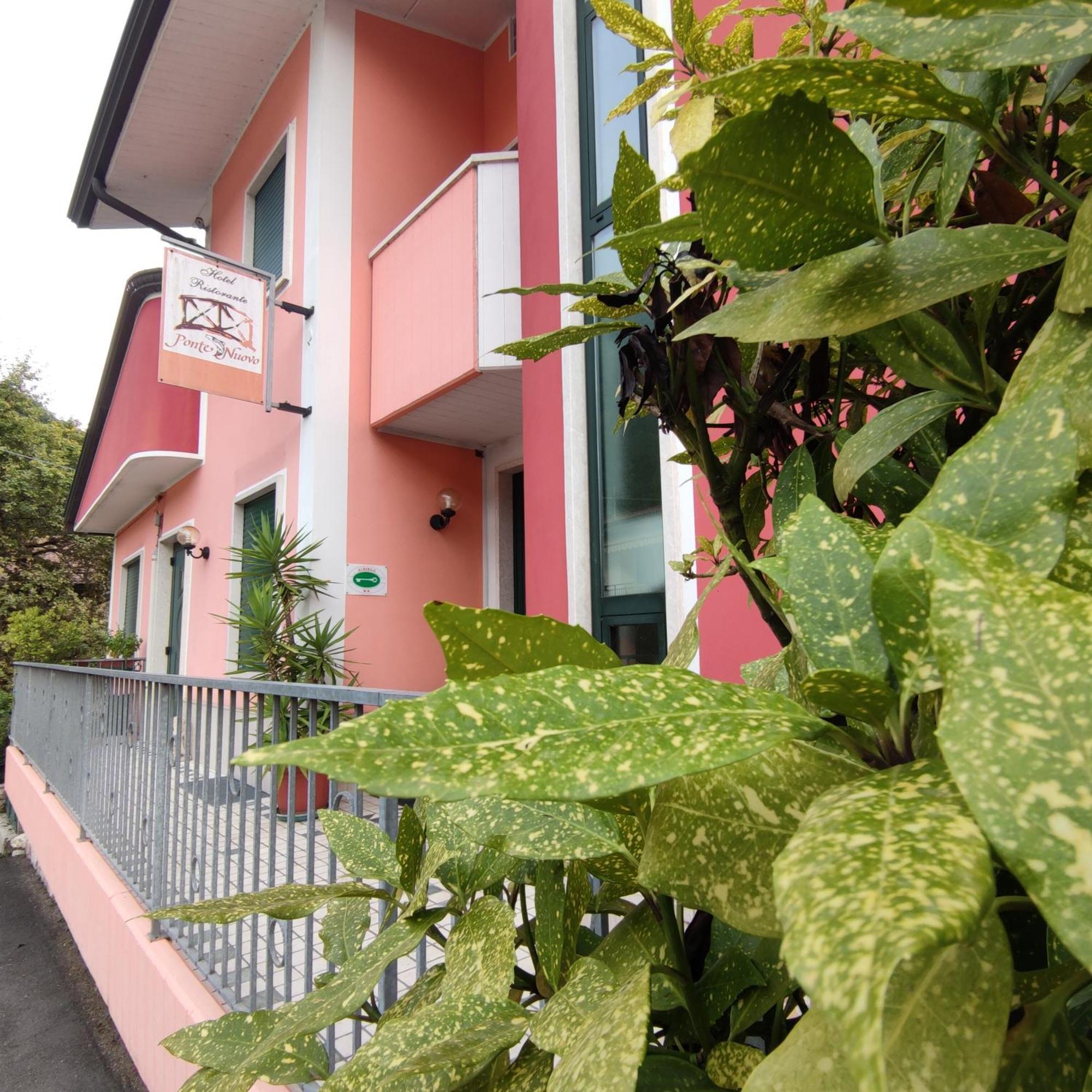 Ponte Nuovo Bed & Breakfast Altissimo Ngoại thất bức ảnh